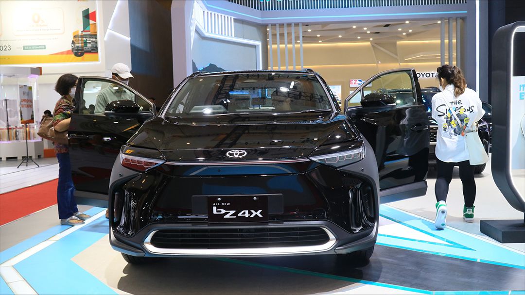 Toyota bZ4X di IIMS 2023