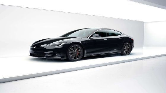 Tesla Model S 2019 Eksterior 001