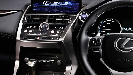Lexus NX 2019 Interior 003