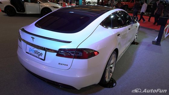 2021 Tesla Model S Eksterior 004