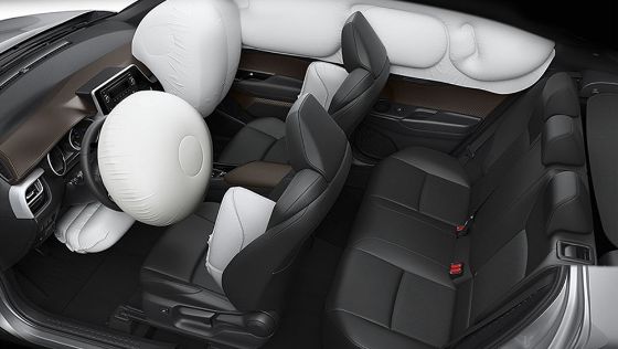 Toyota CHR 2019 Interior 006