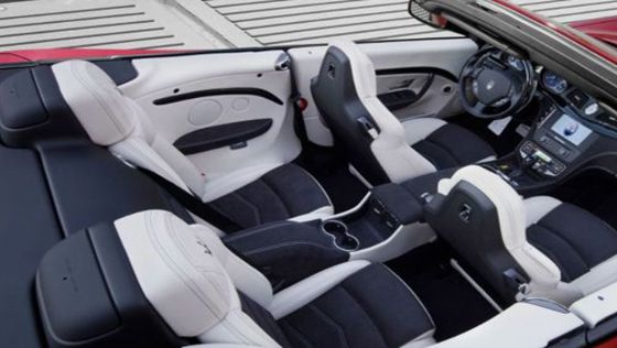 Maserati Grancabrio 2019 Interior 008