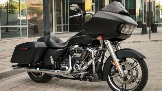 2021 Harley Davidson Road Glide Standard Eksterior 002