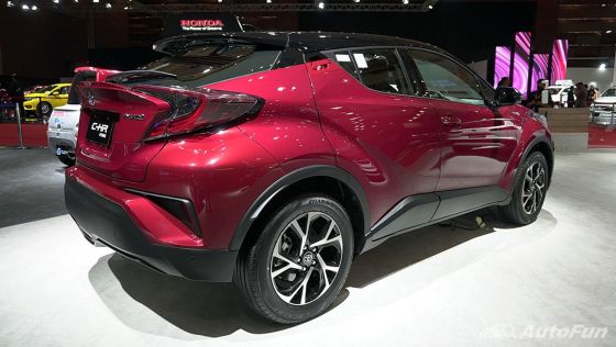 2021 Toyota CHR Eksterior 004