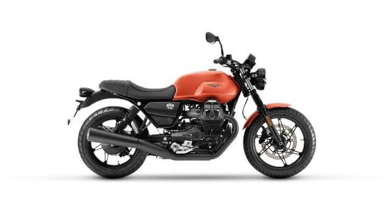 Moto Guzzi V7 III 2021 Warna 005