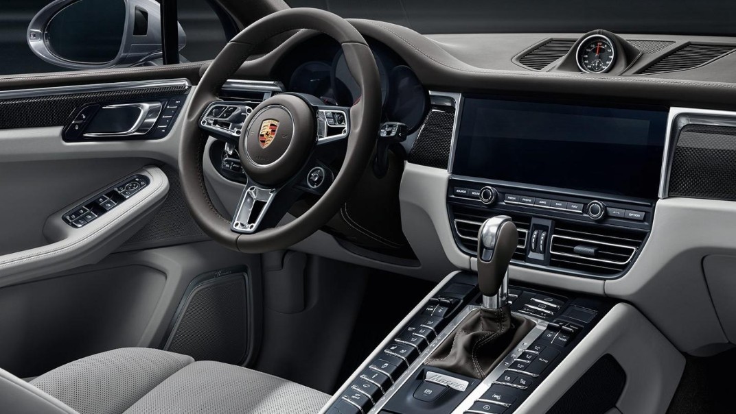 Porsche Macan 2019 Interior 001
