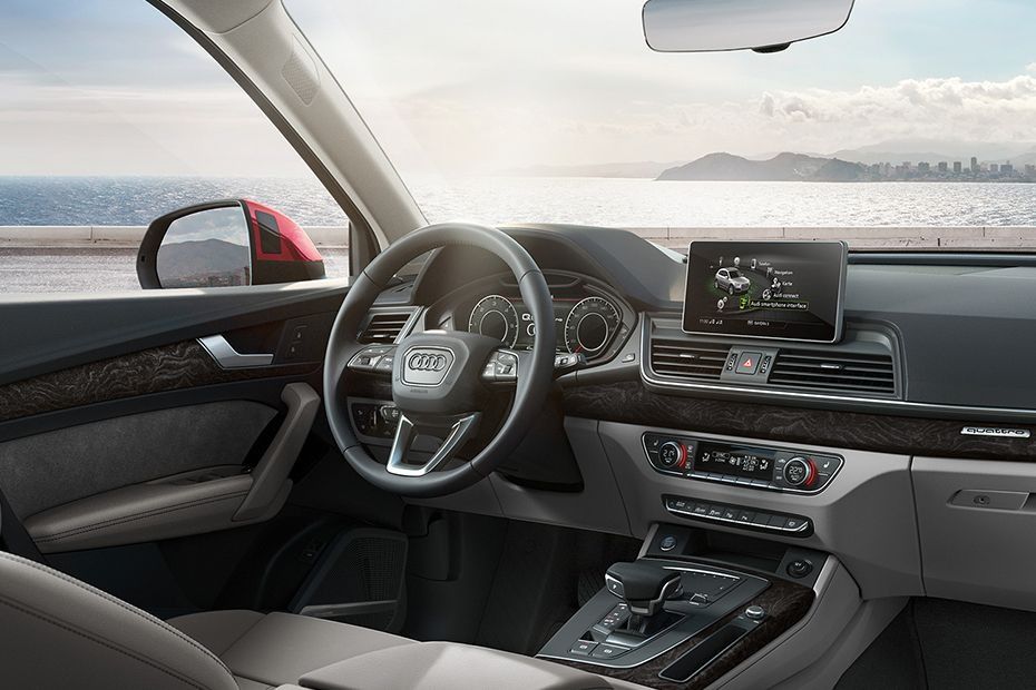 Audi Q5 2019 Interior 003