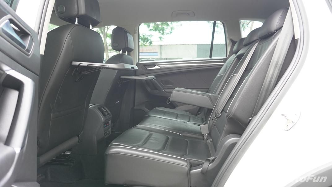 Volkswagen Tiguan Allspace 1.4L TSI Interior 004