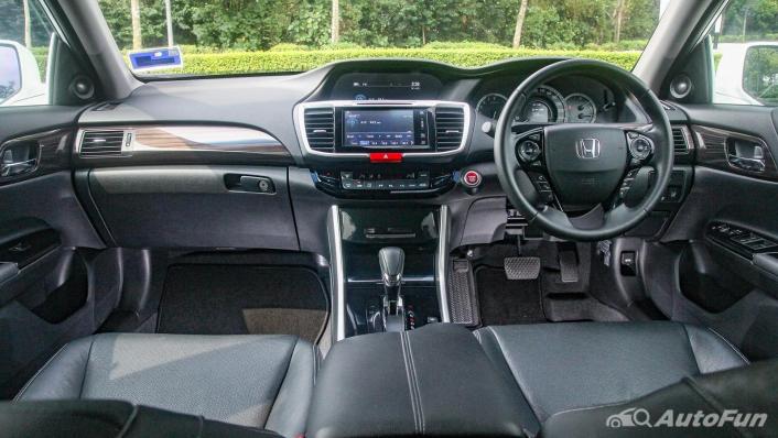 Honda Accord 2019 Interior 001