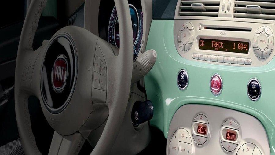 Fiat 500 2019 Interior 002