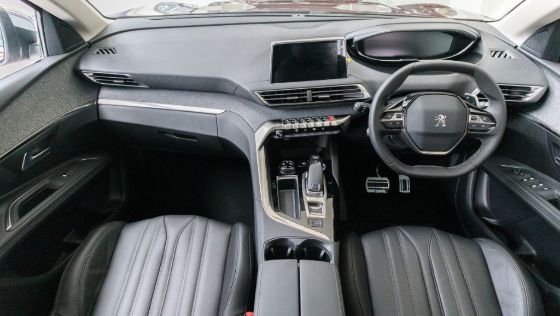 Peugeot 3008 2019 Interior 001