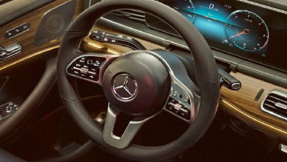 Mercedes-Benz GLE-Class 2019 Interior 001