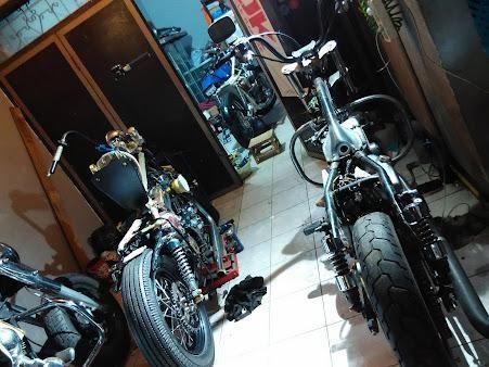 JTwins Motor Cycle Garage-01