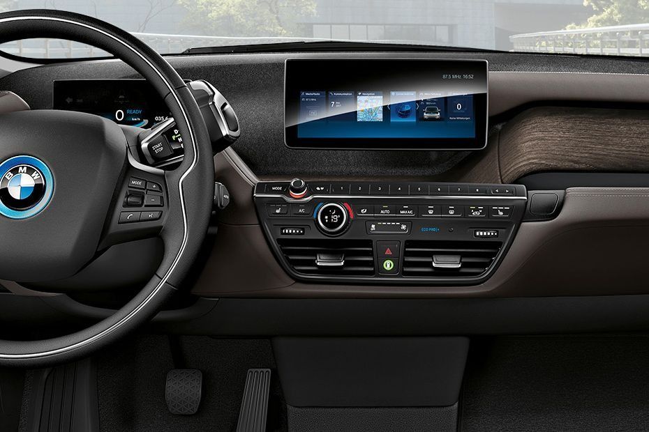 BMW I3s 2019 Interior 003