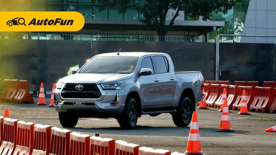 Jadi Pickup Terlaris di Dunia, Apa Keunggulan Toyota Hilux 2021 yang Dijual di Indonesia? 01
