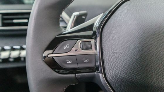 Peugeot 5008 2019 Interior 008