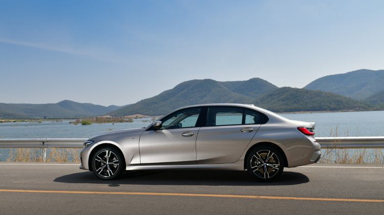 BMW Seri 3 Long Wheelbase Resmi Meluncur di Thailand, Rencana Hadir di Indonesia Batal?