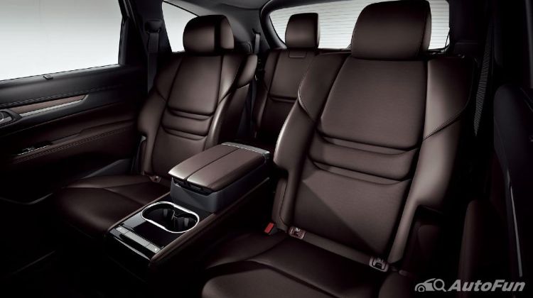 Uji Ruang Kabin Peugeot 5008 vs Mazda CX-8 di Segmen SUV 7-Seater Premium