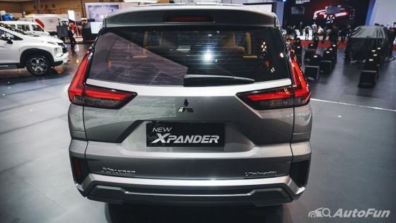 Mitsubishi Xpander Ultimate CVT 2022 Eksterior 004