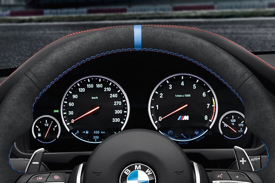 BMW X5 2019 Interior 002