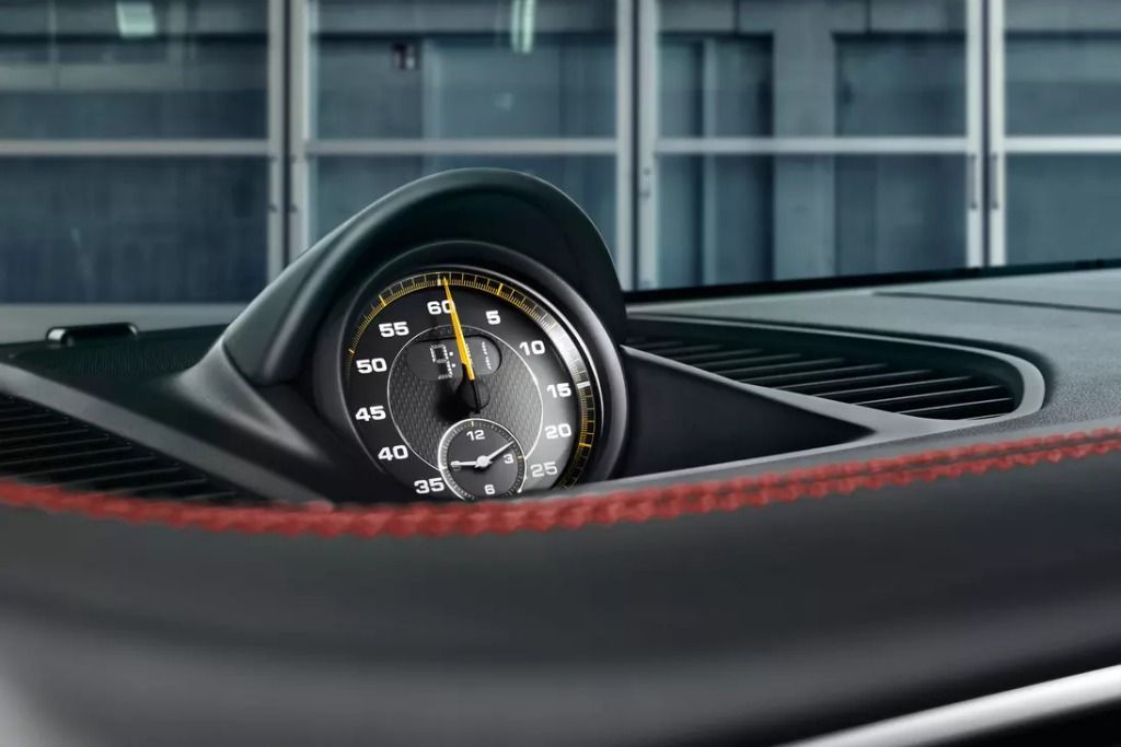 Porsche 911 2019 Interior 005