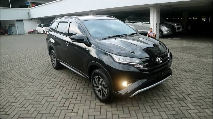 Toyota Kijang Innova Reborn Bensin Bekas 2018 Kalah Irit, Mending Beli Toyota Rush Baru?