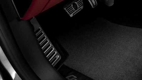 Maserati Quattroporte 2019 Interior 027