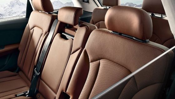 Audi Q7 2019 Interior 007