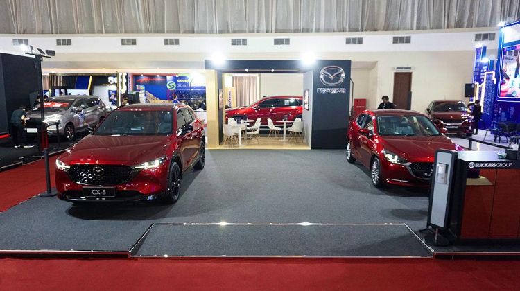 Mazda Hadirkan Line Up Serba Merah di GIIAS Semarang 2022, Mana Mobil Paling Laris?