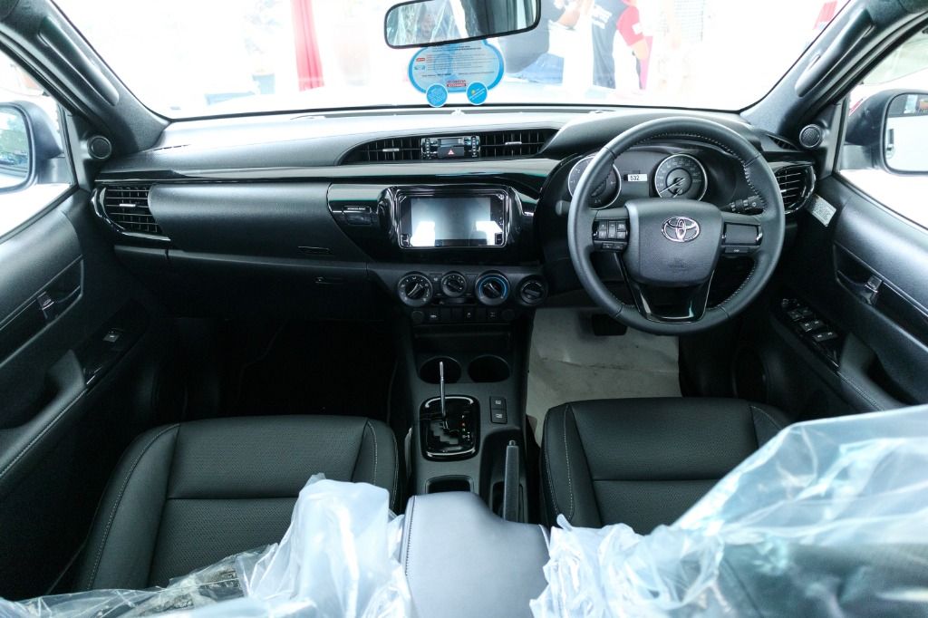 Toyota Hilux 2019 Interior 001