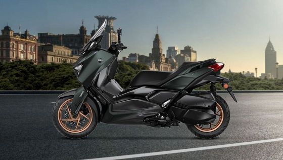 Yamaha Xmax Connected 2023 Eksterior 004