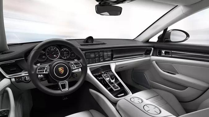 Porsche Panamera 2019 Interior 001