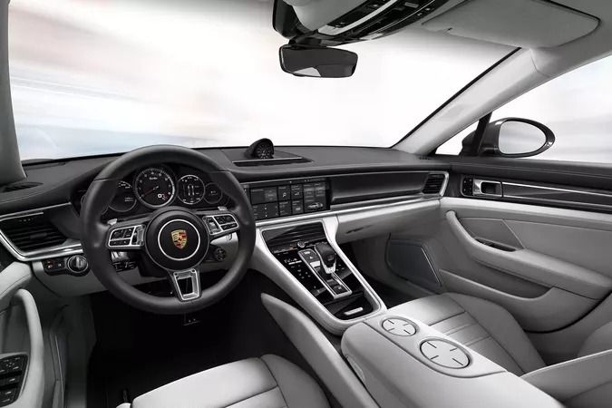 Porsche Panamera 2019 Interior 001
