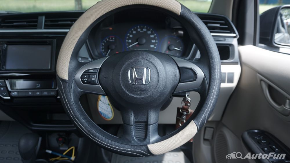 Honda Mobilio E CVT Interior 003