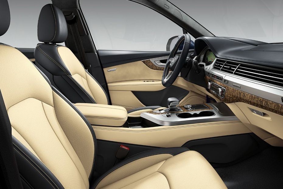 Audi Q7 2019 Interior 005