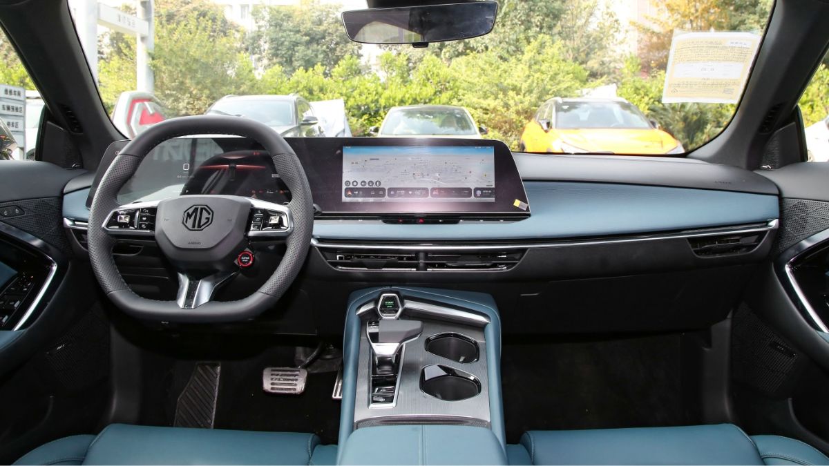 Harga Setengahnya Toyota Camry, MG7 Sedan 2023 Menantang Berbekal ADAS 06
