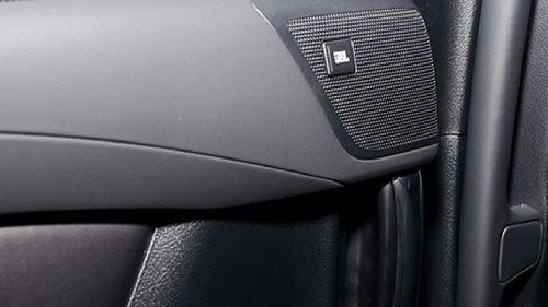 Toyota Alphard 2019 Interior 002
