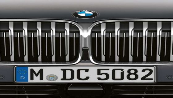 BMW 7 Series Sedan 2019 Eksterior 007