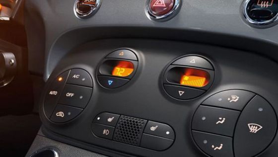 Fiat 500 2019 Interior 006