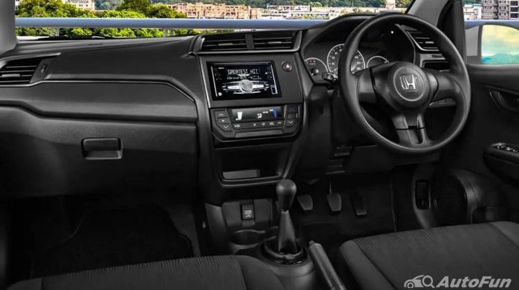 Yakin Beli Honda Mobilio S M/T 2022? 4 MPV Ini Tawarkan Fitur Lebih Baik, Harganya Juga Lebih Murah