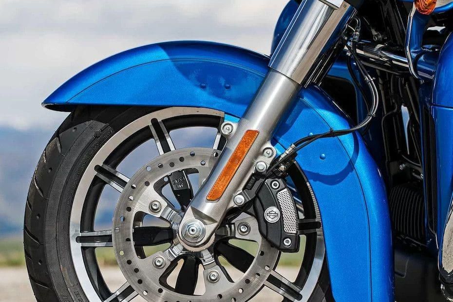 2021 Harley Davidson Road Glide Ultra Standard Eksterior 004