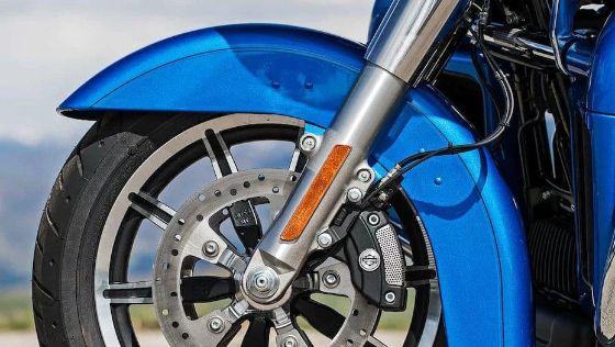 2021 Harley Davidson Road Glide Ultra Standard Eksterior 004