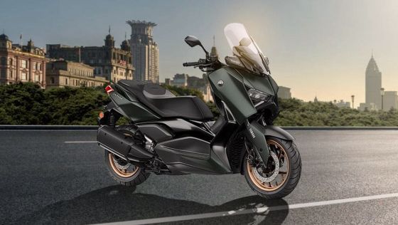 Yamaha Xmax Connected 2023 Eksterior 001