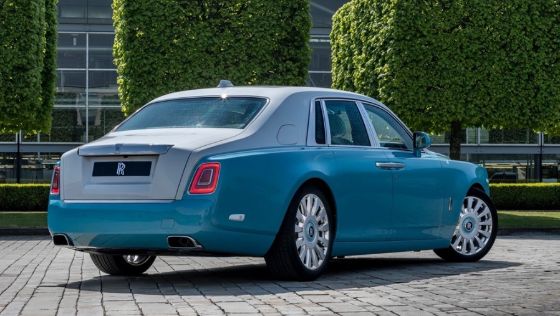 Rolls Royce Phantom 2019 Eksterior 008