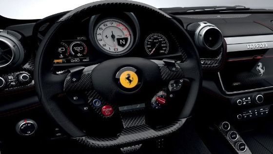 Ferrari GTC4Lusso T 2019 Interior 002