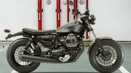Moto Guzzi V9 Bobber Standard Eksterior 001