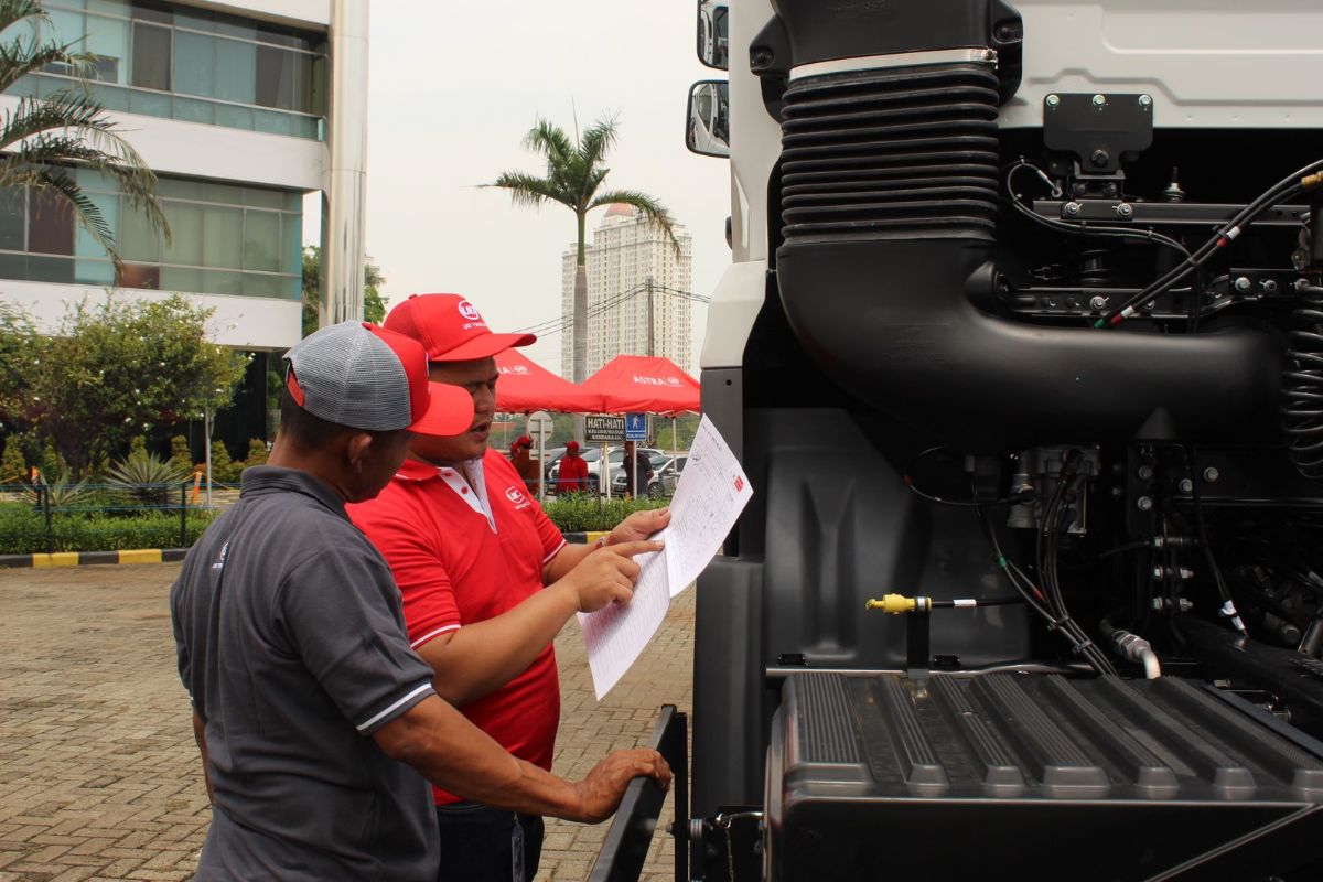 UD Trucks Indonesia Apresiasi 1.000 Pengemudi Truk di Bulan Ramadan 02