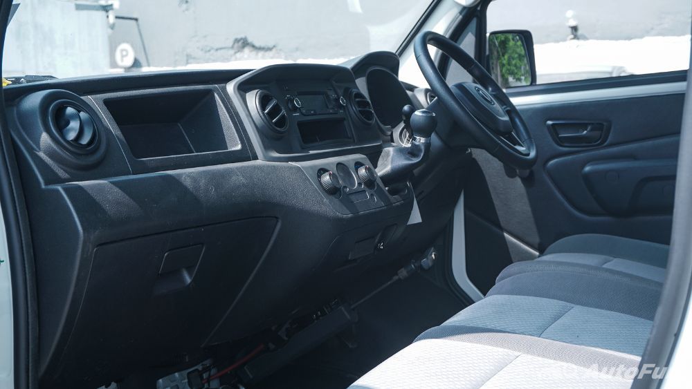 DFSK Super Cab 2019 Interior 001