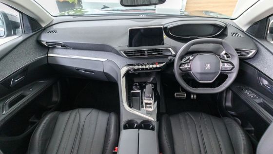 Peugeot 5008 2019 Interior 001