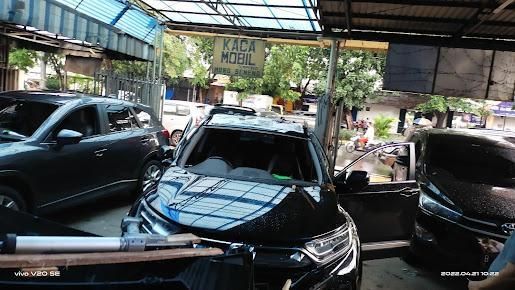 Toko Kaca Mobil Moro Seneng-01